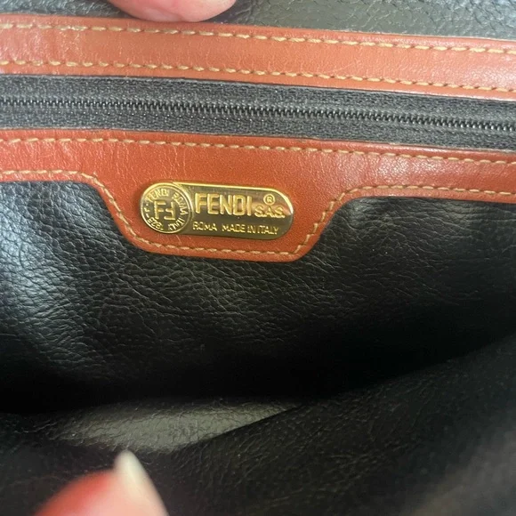 🔥FENDI 🔥VINTAGE 🔥Striped Black and Brown Handbag.🔥 - Picture 10 of 12